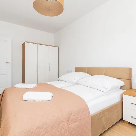 Horizon 176 - Sea View By Grand